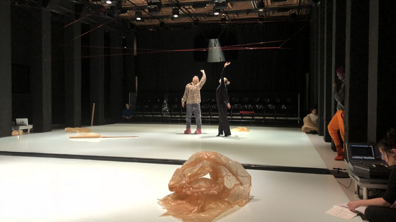 Performance “Dry Storm” a multisensory reflection of existence