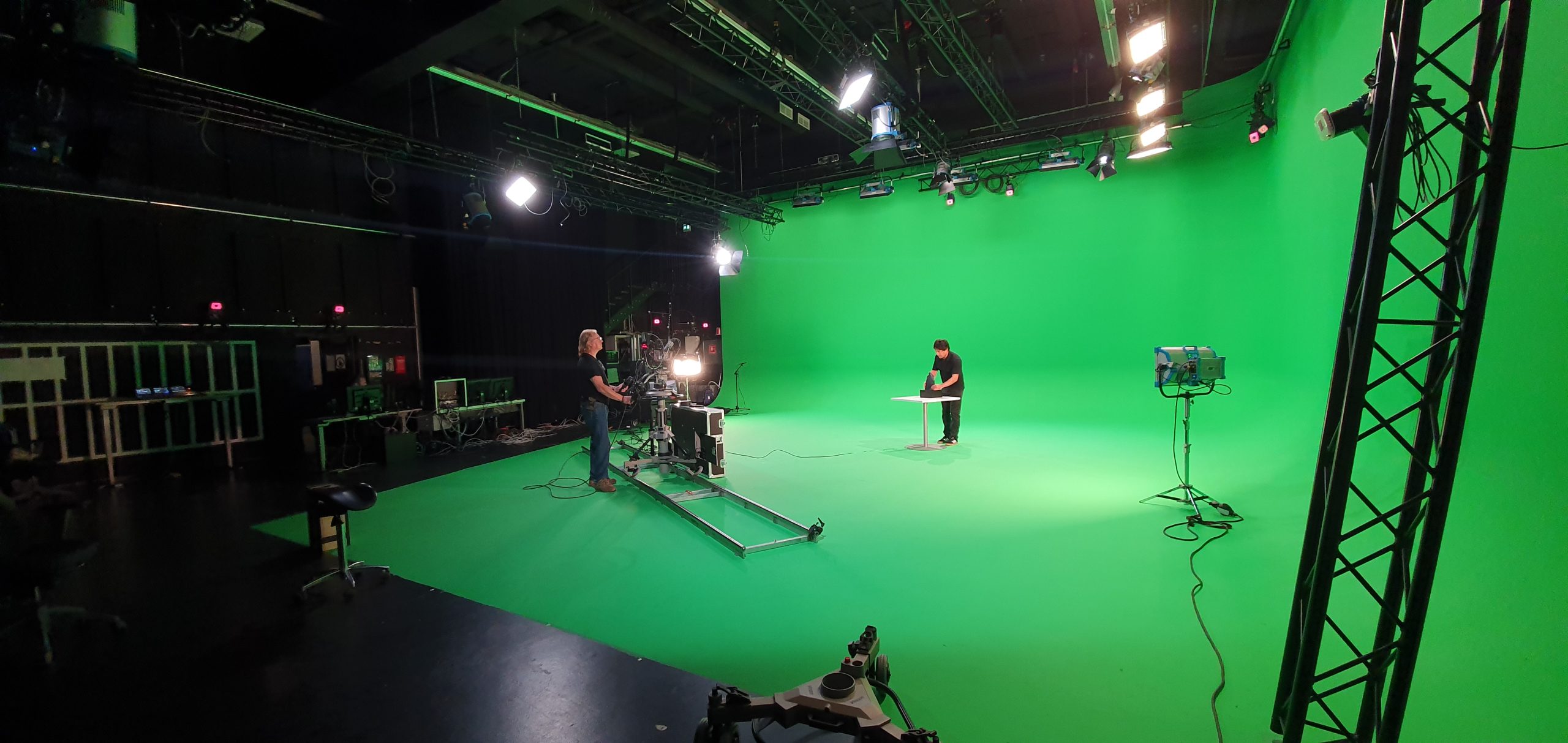 Virtual Studio Multi Camera Production